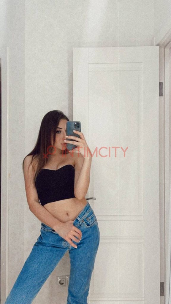 Эскортница Амалия Интимсити
