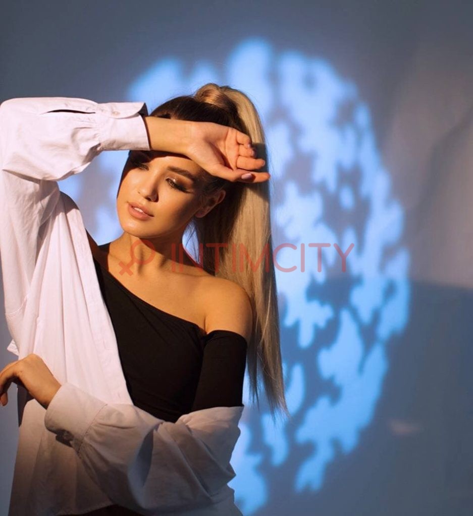 Эскортница Агния Интимсити