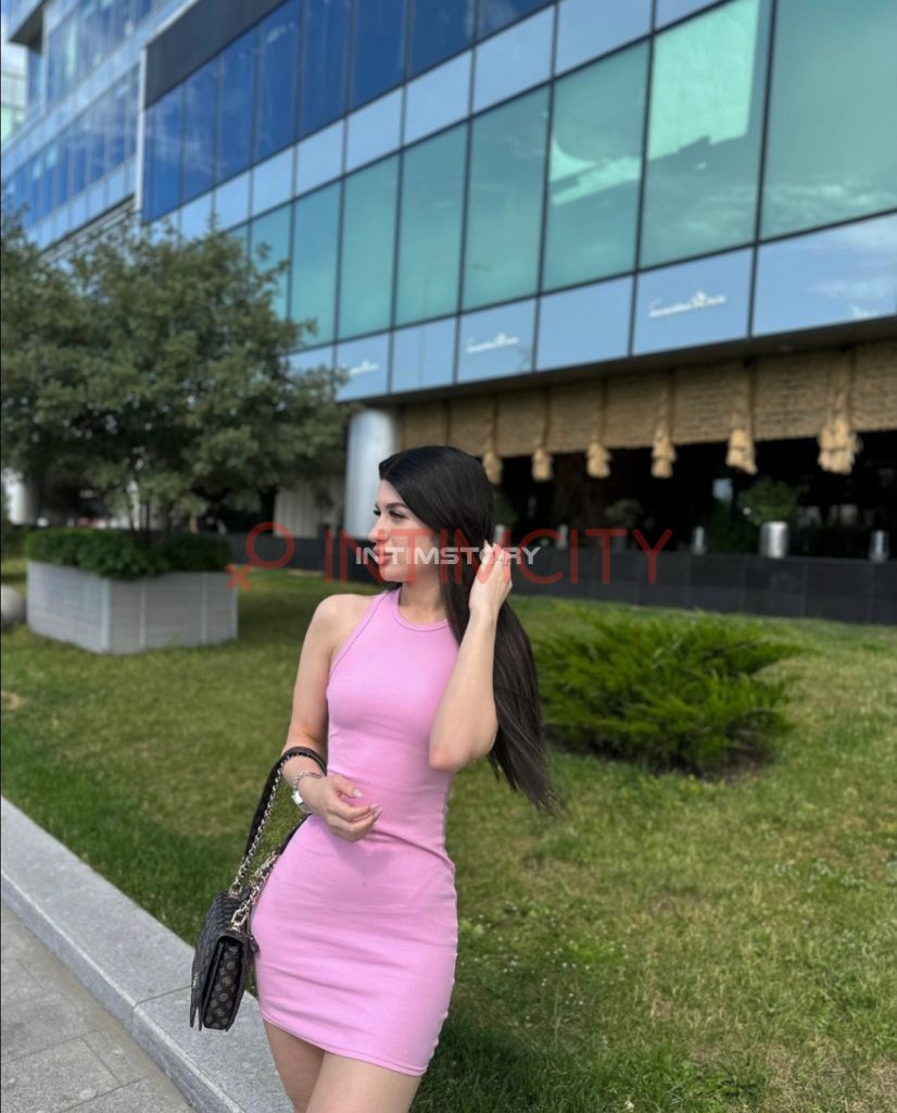 Шлюха Ева IntimCity