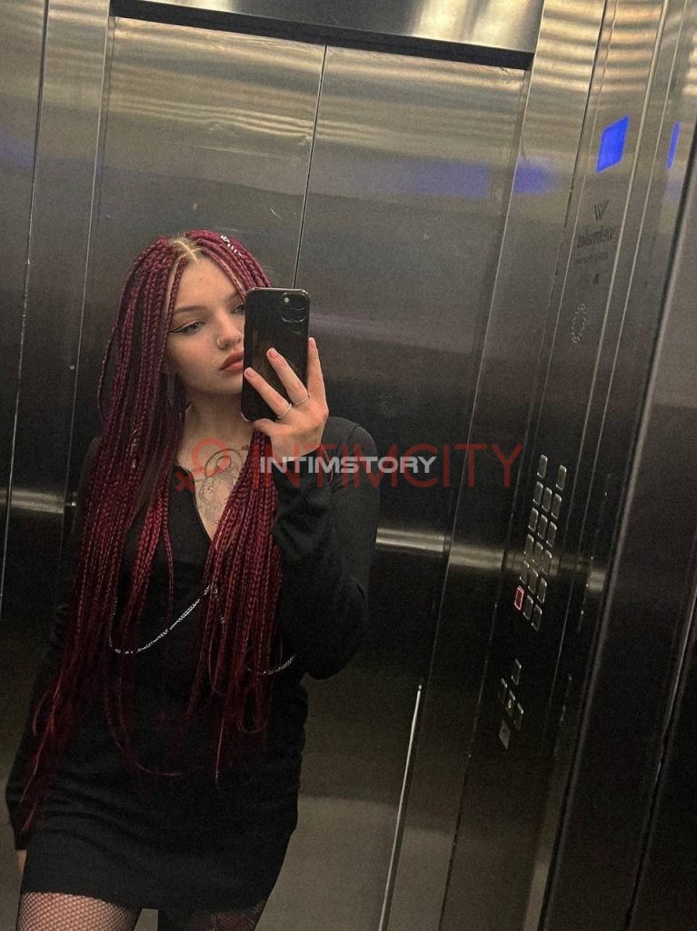 Эскортница Луи Интимсити