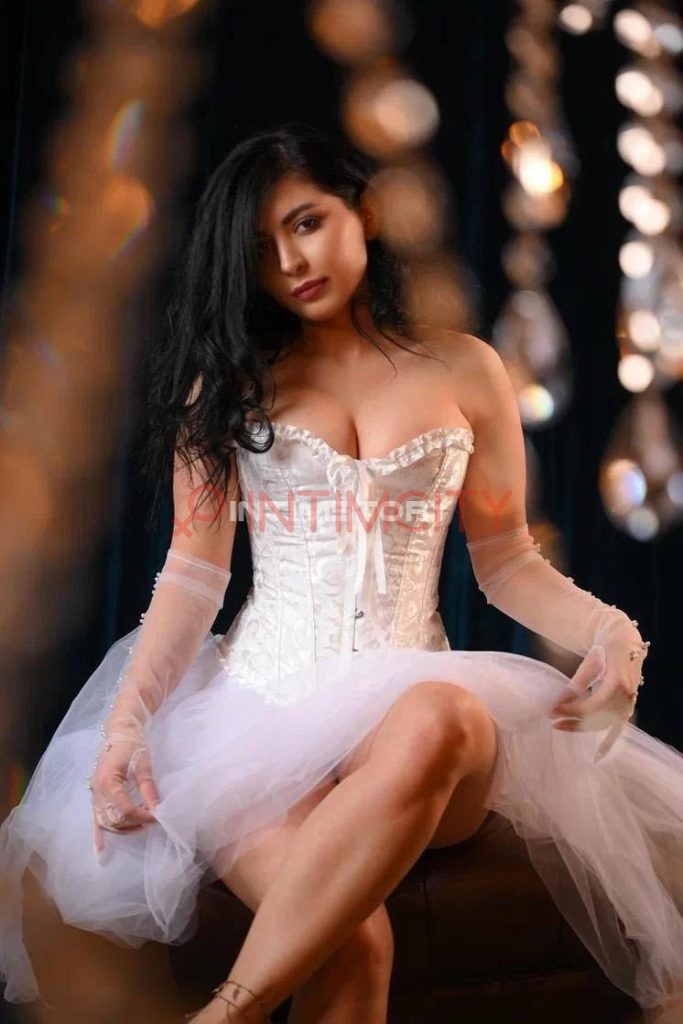 Эскортница Моника IntimCity