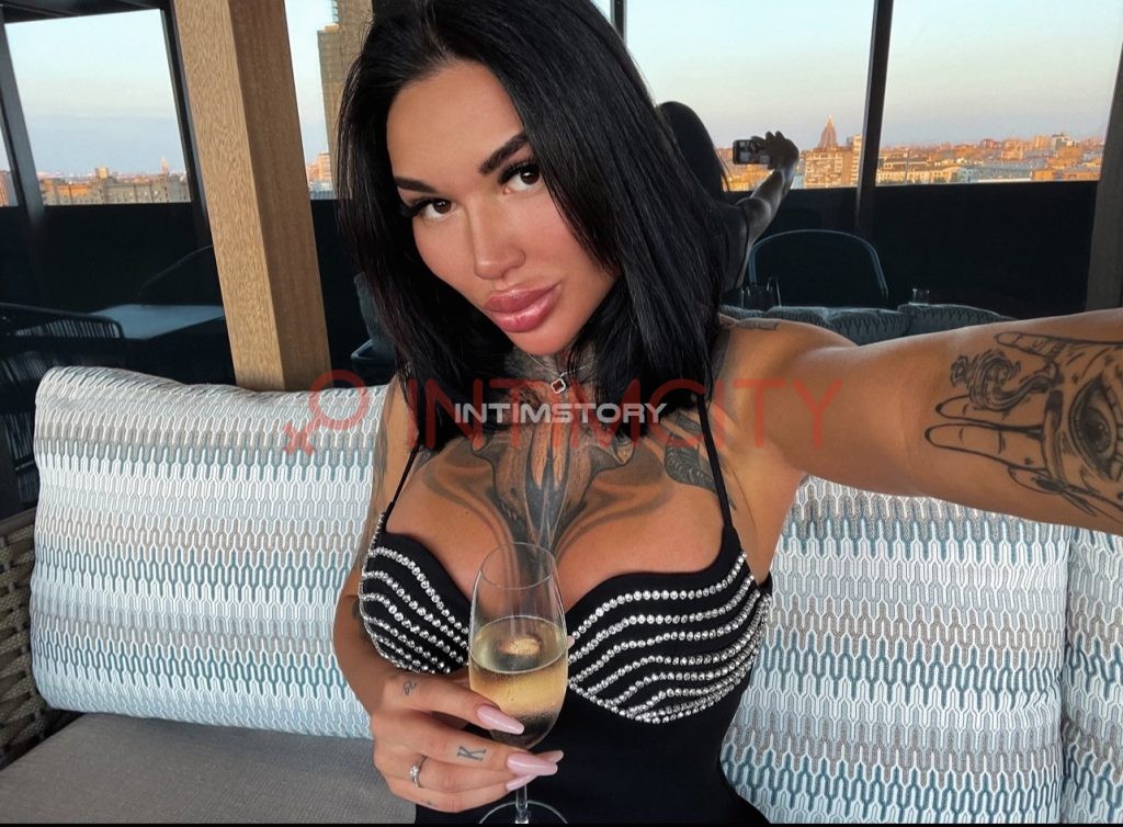 Эскортница Анна Интимсити