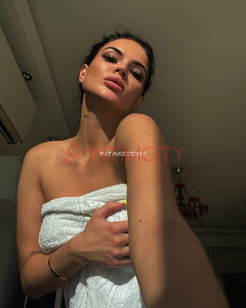 Элитная проститутка Кристина IntimCity