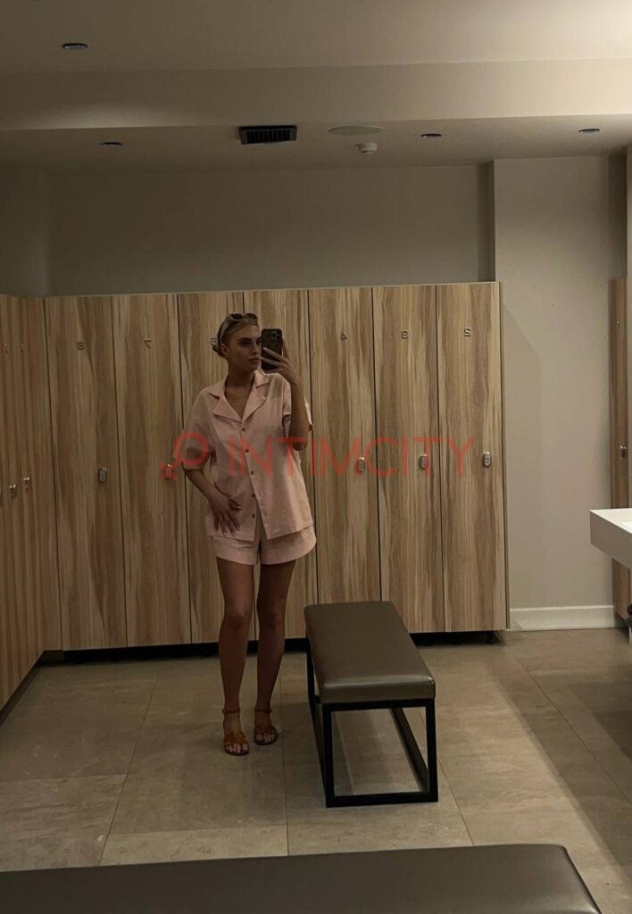 Шлюха Владислава IntimCity