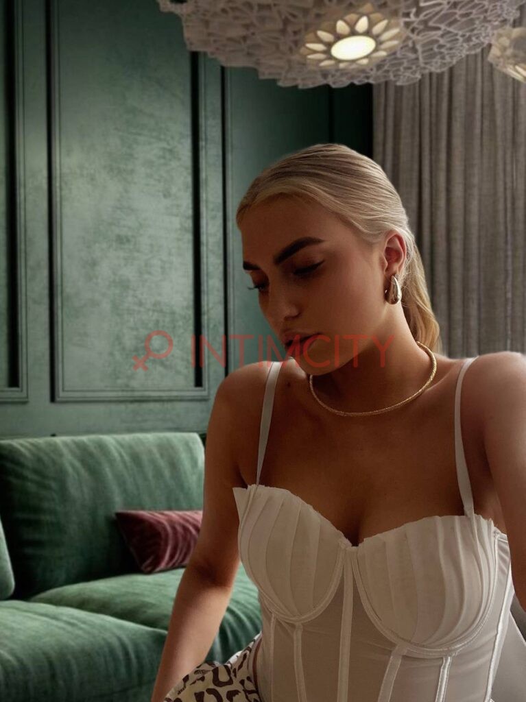 Шлюха Владислава Интимсити