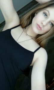 Эскортница Надежда IntimCity