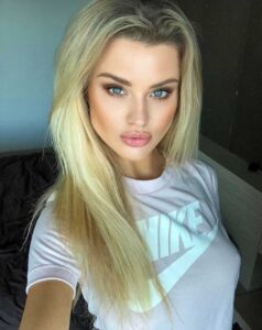 Эскортница Янка IntimCity