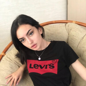 Элитная проститутка Молли Интимсити