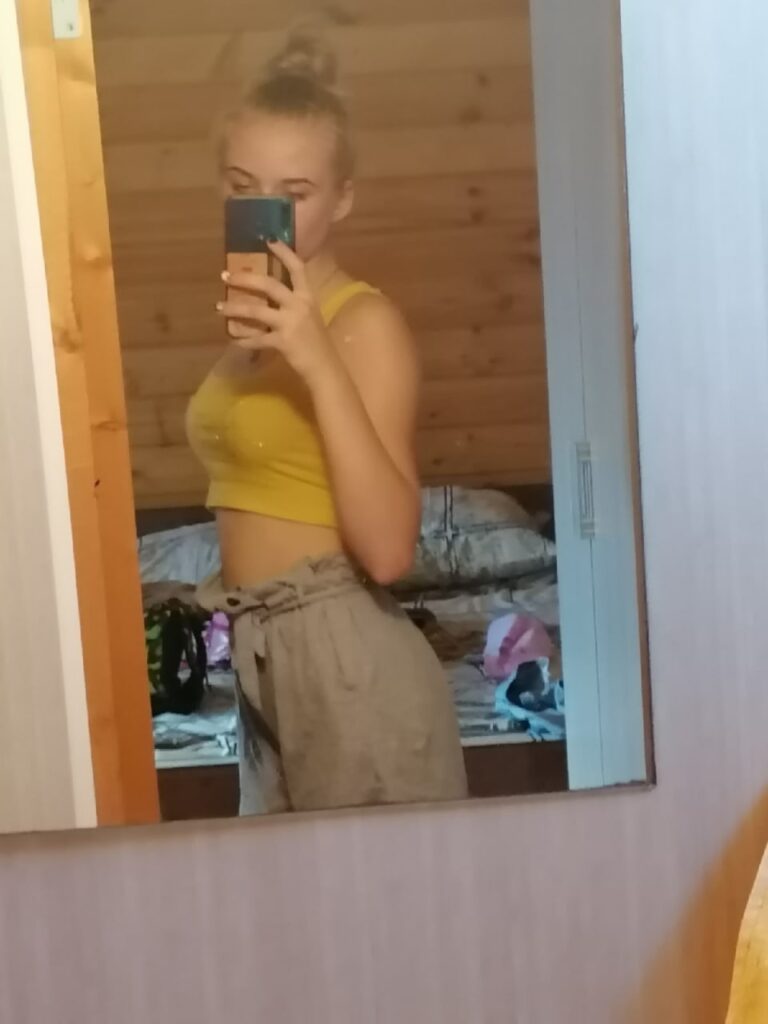 Эскортница Анюта Интимсити