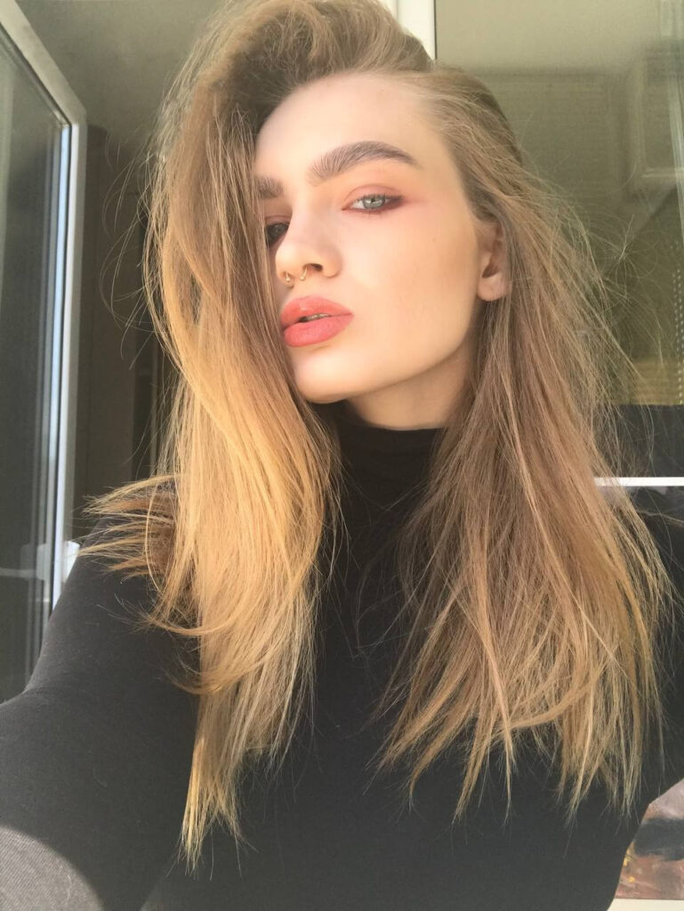 Элитная проститутка Лена Интимсити