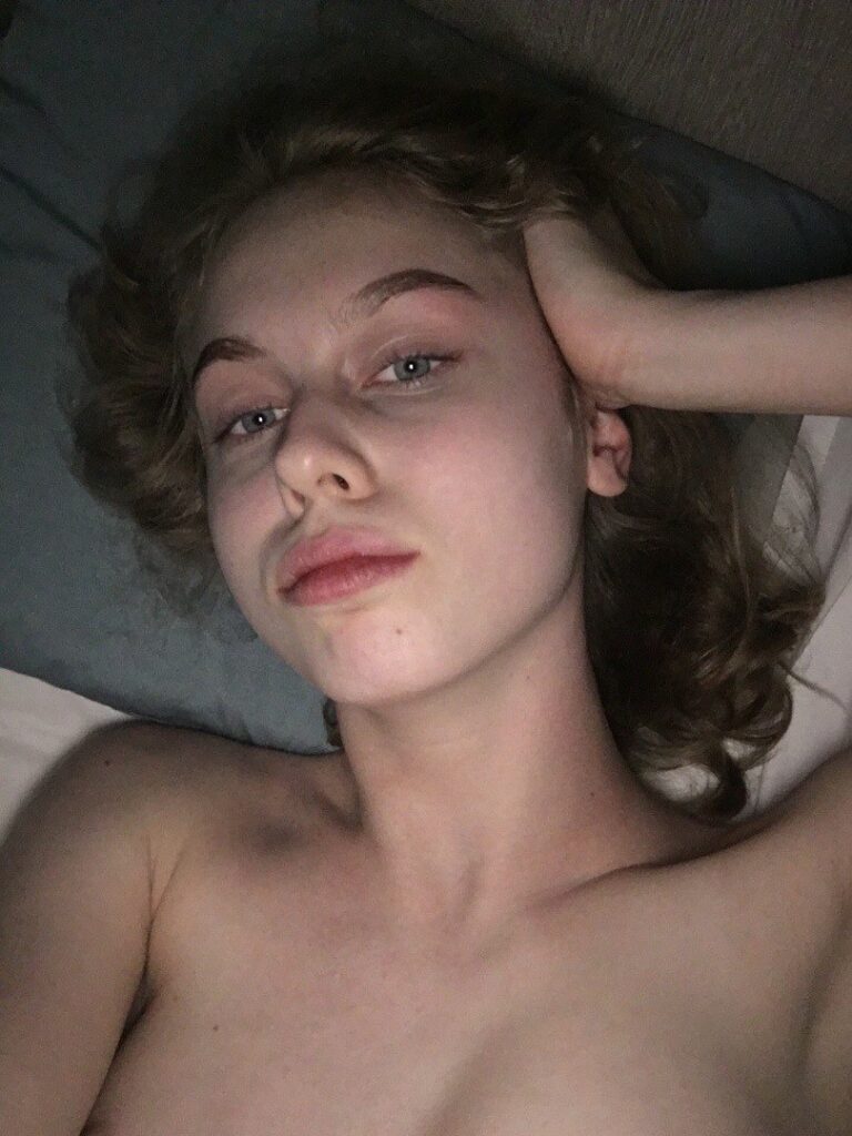 Путана Юльчик IntimCity