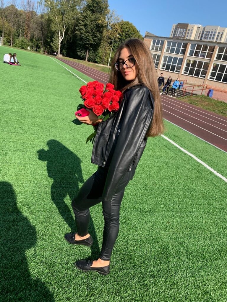 Элитная проститутка Алена Интимсити