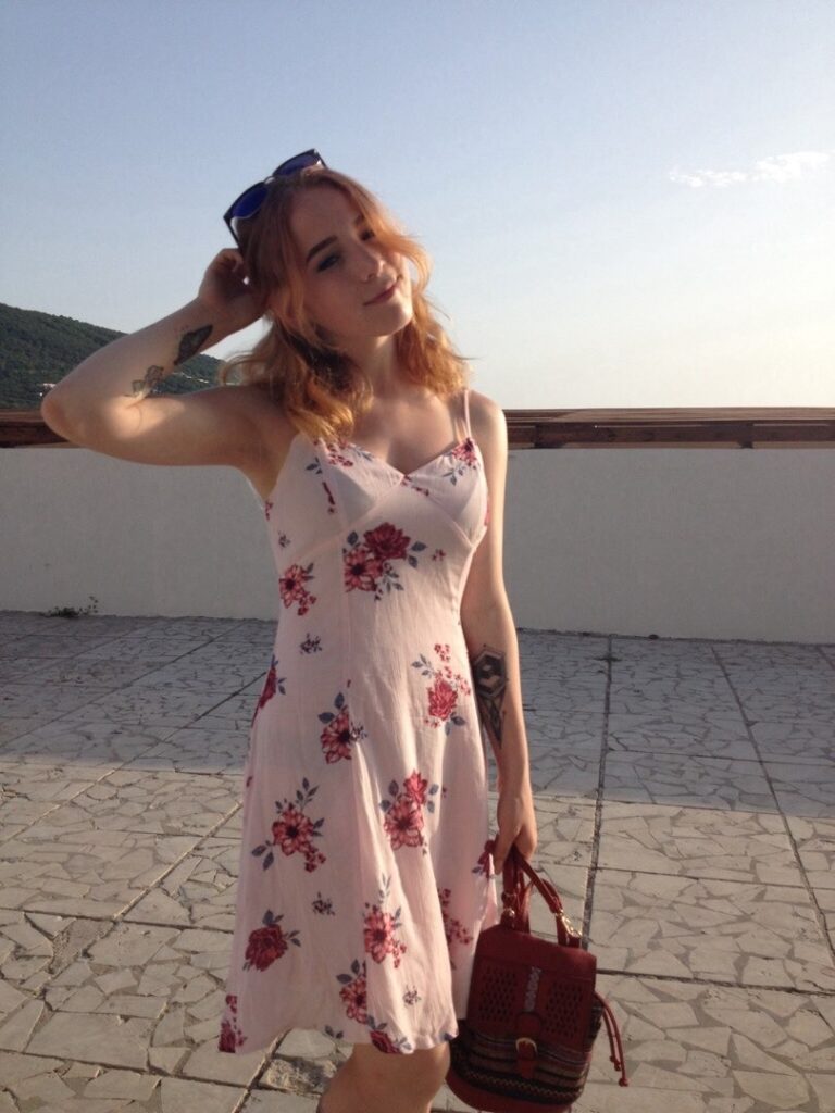 Эскортница Владлена Интимсити