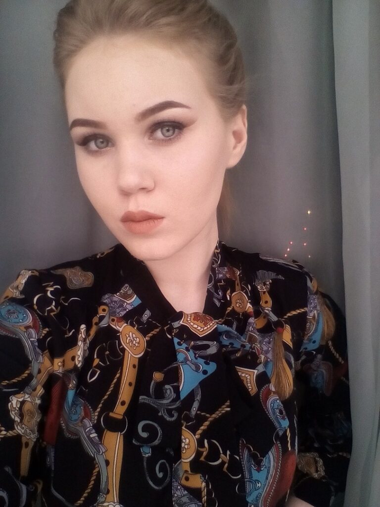 Эскортница Урсула IntimCity