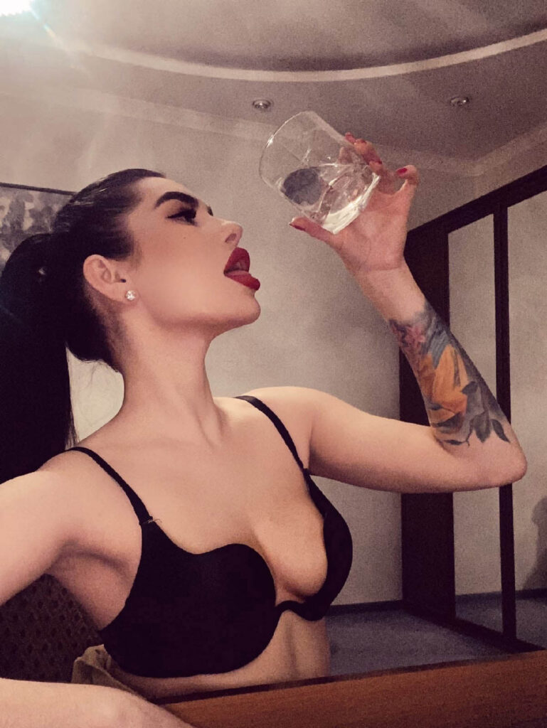 Индивидуалка Аня IntimCity