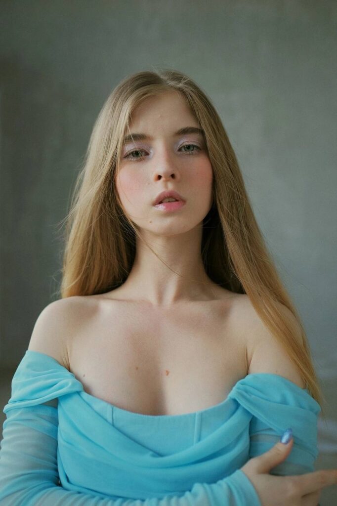 Эскортница Лола IntimCity