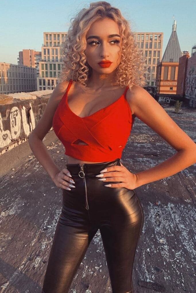 Эскортница 🎥 Кори Интимсити