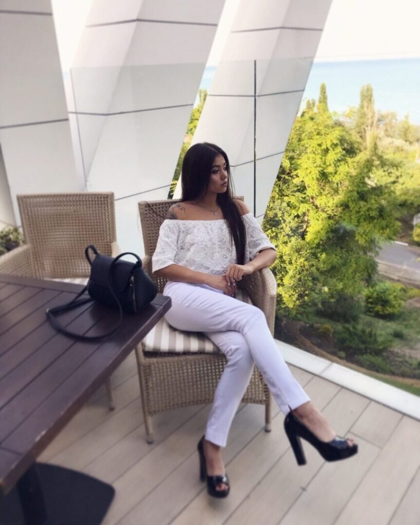 Путана Кларисса IntimCity