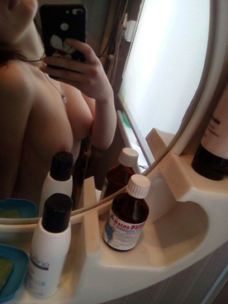 Эскортница Полли IntimCity