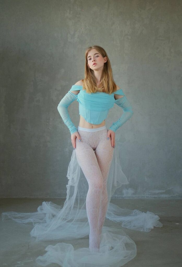 Эскортница Лола Интимсити