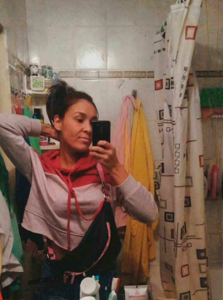 Эскортница Лайма IntimCity