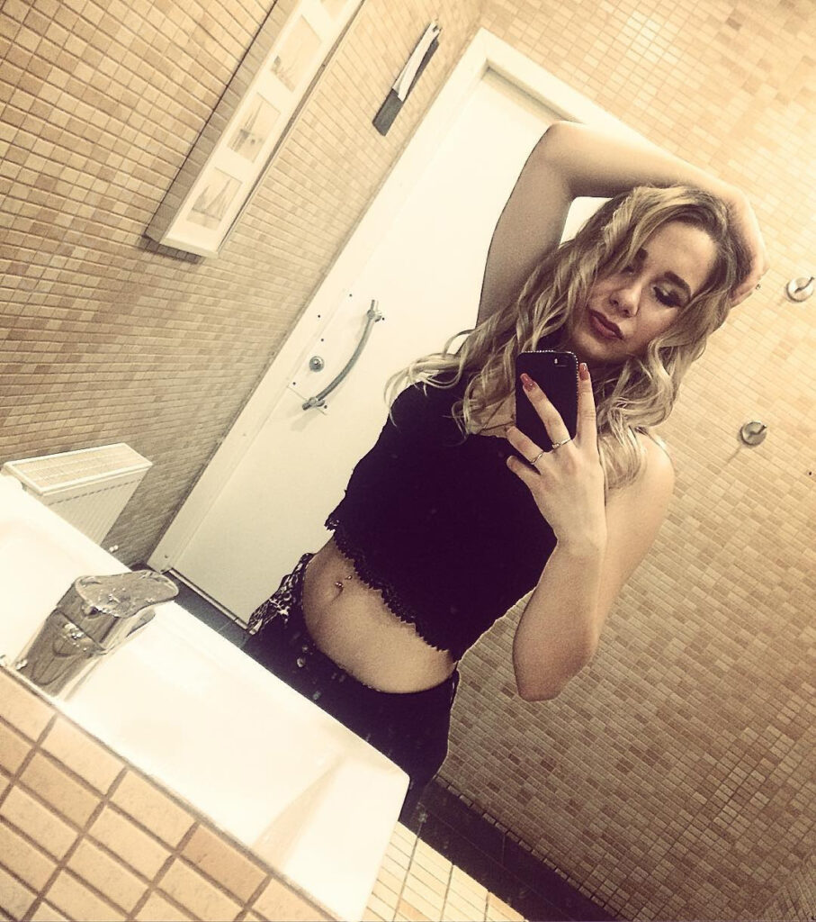 Шлюха Надежда IntimCity