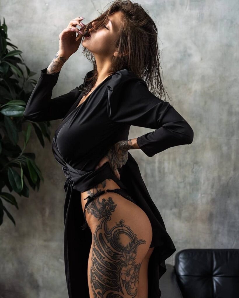 Индивидуалка Влада IntimCity