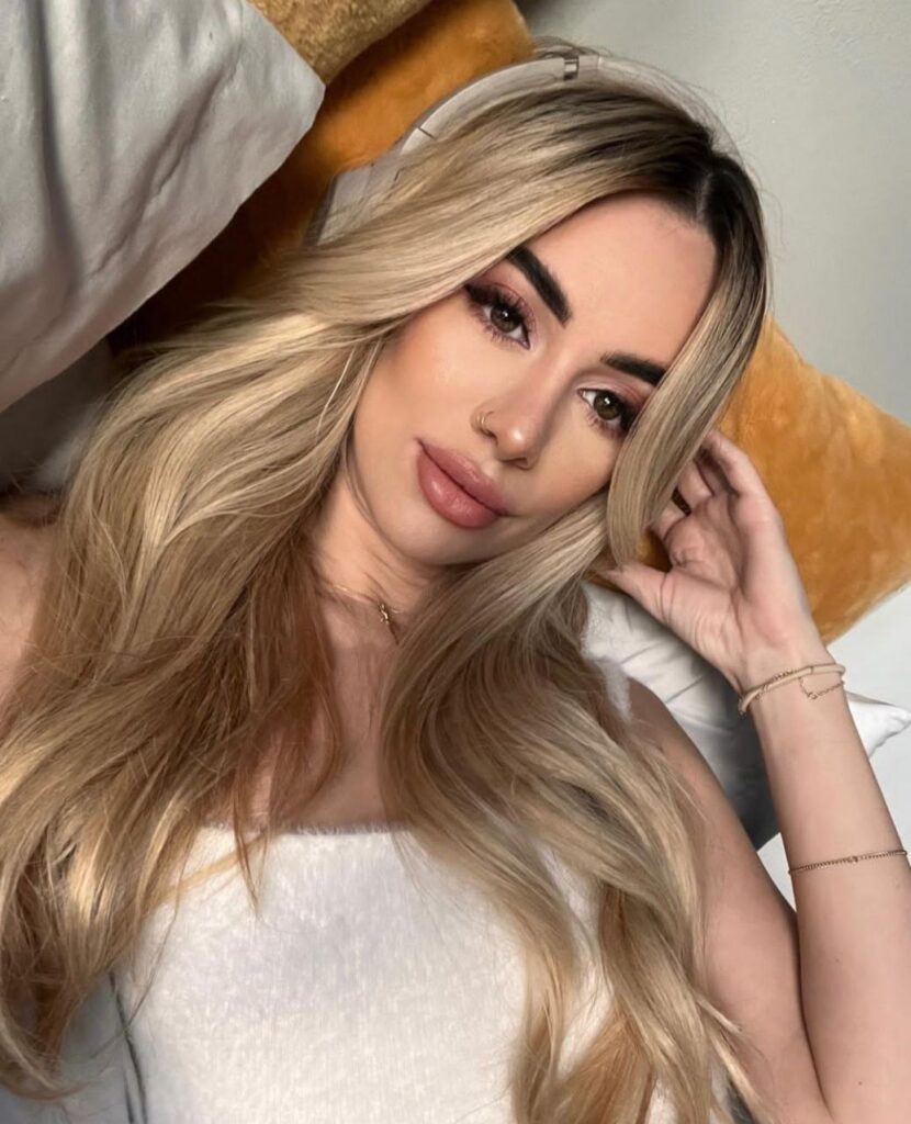 Шлюха Светлана IntimCity