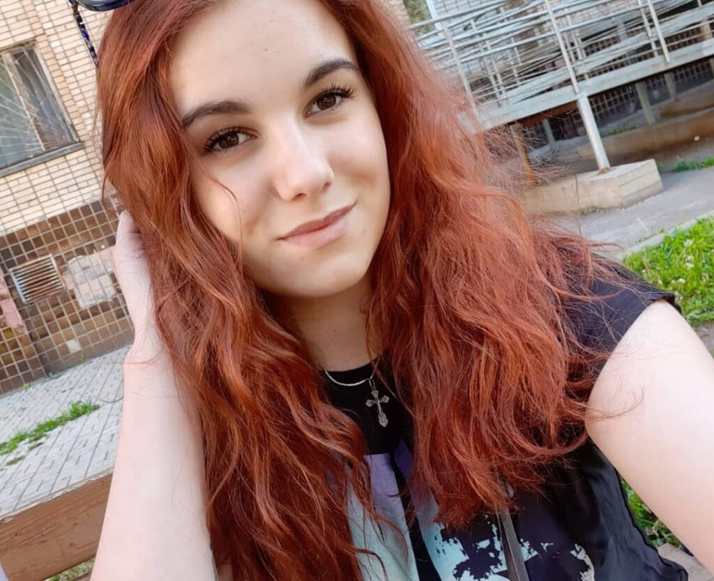 Эскортница Света IntimCity