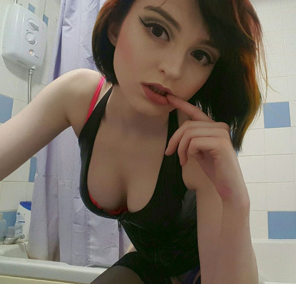 Элитная проститутка Мадлен IntimCity