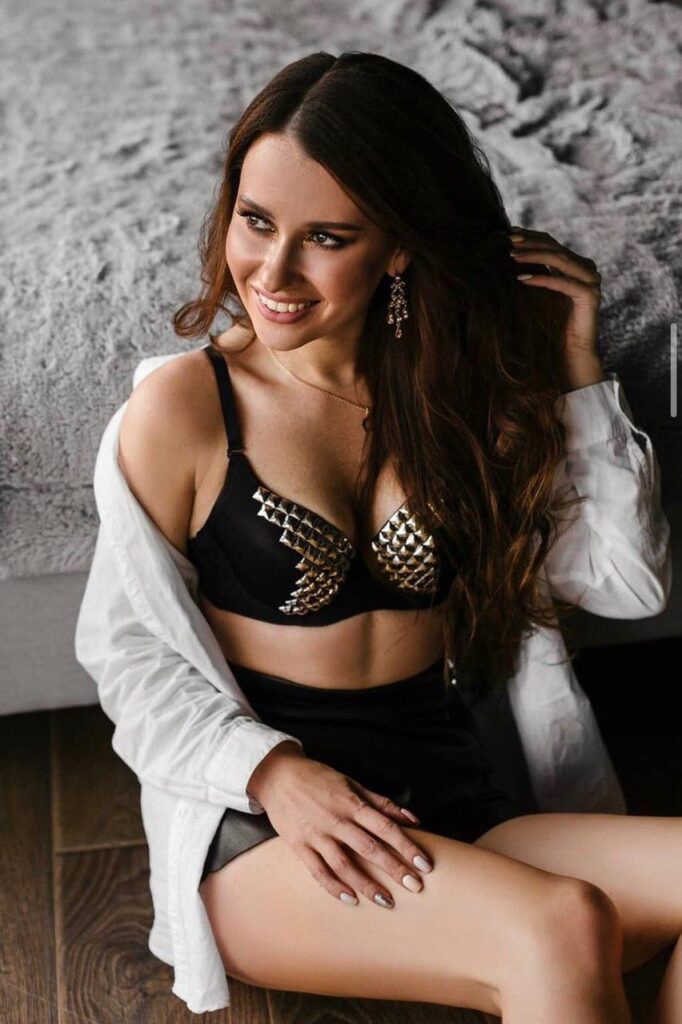 Путана Надежда IntimCity